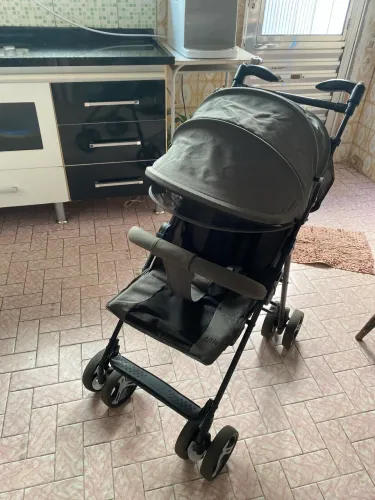 Carrinho de bebê multikids