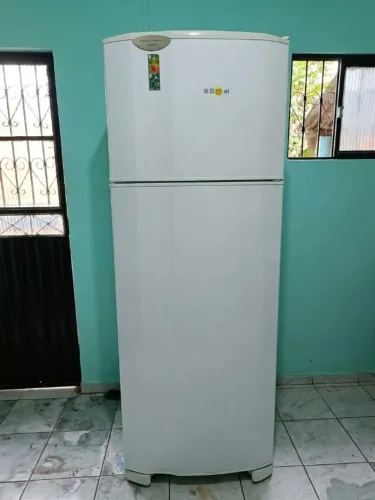 GELADEIRA