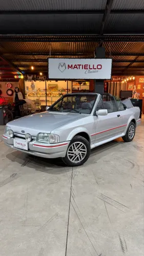 Ford Escort XR3 1.8 / 1.6 Conversível 1990