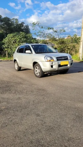 Hyundai Tucson 2.0 16V Aut. 2012