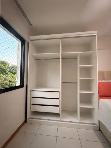 Guarda Roupa Closet MDF Seminovo Excelente Acabamento
