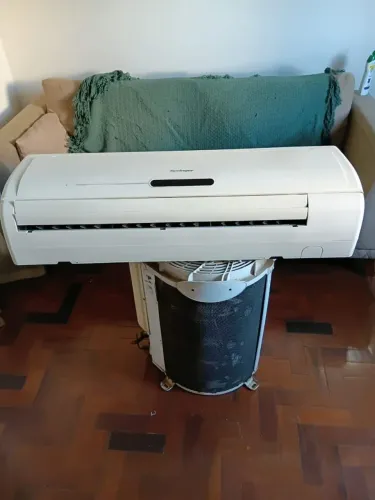 Vendo Ar-Condicionado split 22000btus