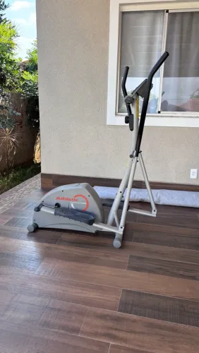 Elíptico Athletic 330e