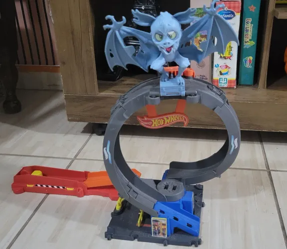 Pista Hot Wheels original City Loop - Ataque do Morcego usada