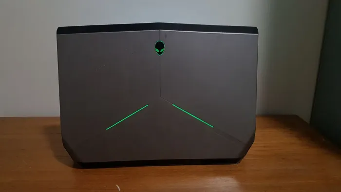 Alienware 13 R2, 16GB RAM, 256GB SSD LEIA!