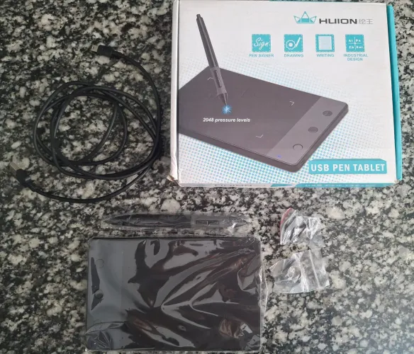 Mesa Digitalizadora Huion H420 2048 Levels Usado