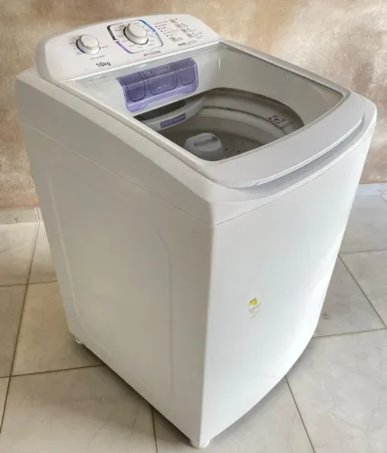 Máquina de lavar Roupa Eletrolux NOVISSIMA FAÇO ENTREGA