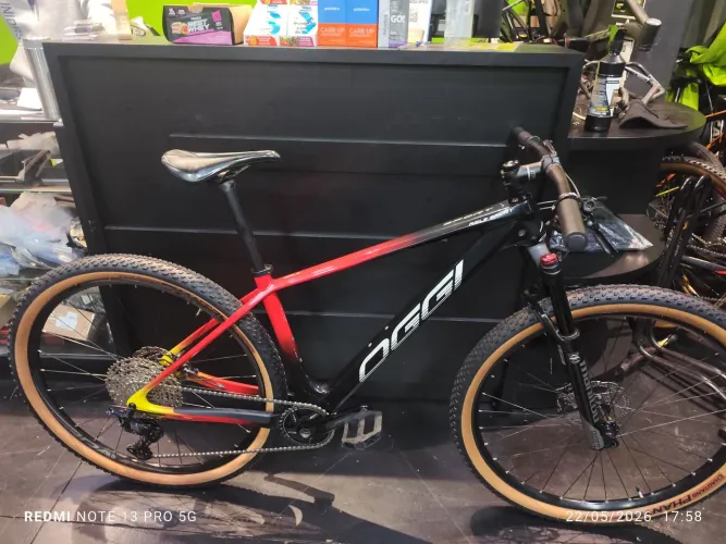 Oggi carbon tamanho 17 