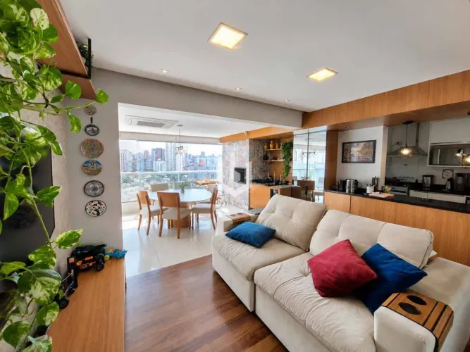 Apartamento mobiliado à venda na Aclimação, no Grand Terrace, com 110 m² e 2 vagas.