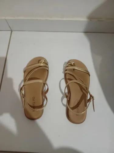 Vendo rasteirinha nova beira rio tamanho 38