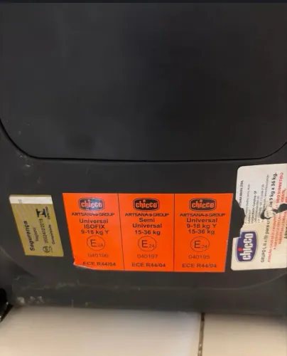 Cadeirinha para carro com isofix chicco até 36kg
