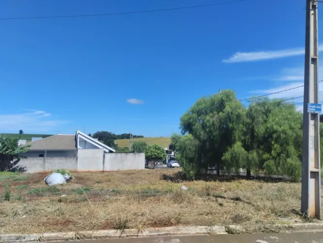 TERRENO JD.MUNIQUE 423M² - R$ 425.000,00