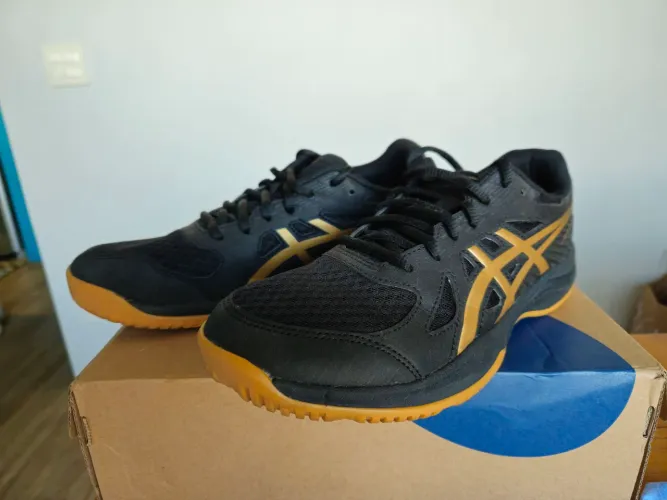 Tênis Asics Upcourt 6 Pure Gold Tamanho 38