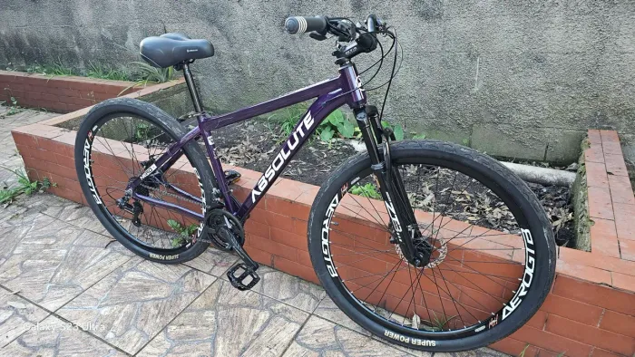 Nero 5 aro 29 com suspensão e freio a disco. Nova!