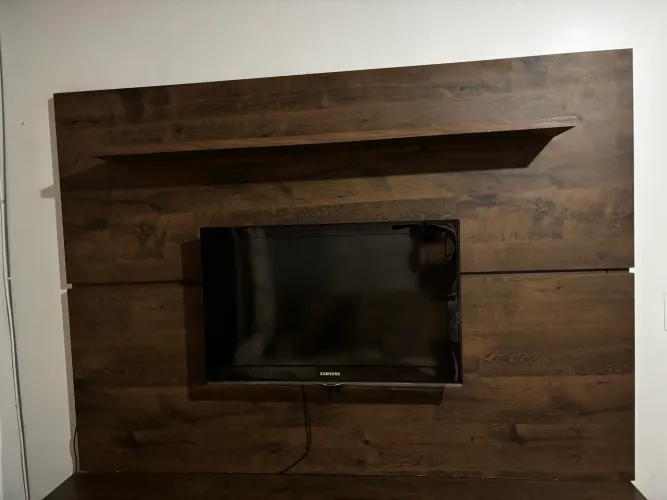 Painel MDF para TV retirada Guara