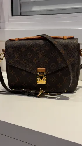bolsa louis vuitton pochette métis marrom