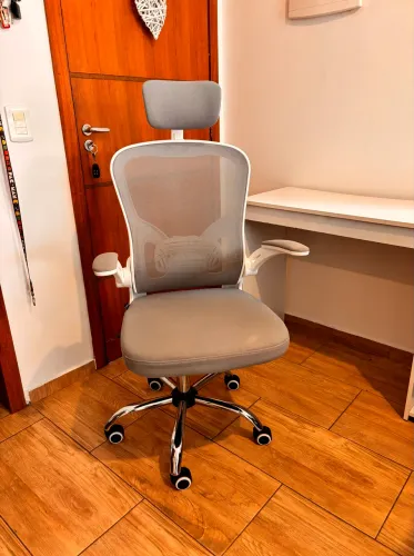 Cadeira De Escritório Ergonômica Giratória Com Ajuste Lombar