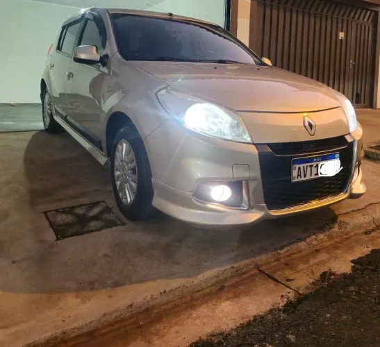 Renault Sandero Privilège Hi-flex 1.6 8V 5P 2013
