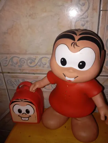 Mônica fala ela tem 30 cm