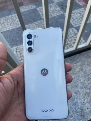 Motorola g52