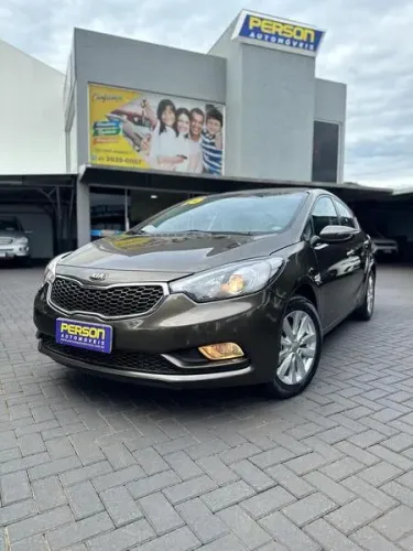Kia Motors Cerato 1.6 16 V Flex Mec. 2015