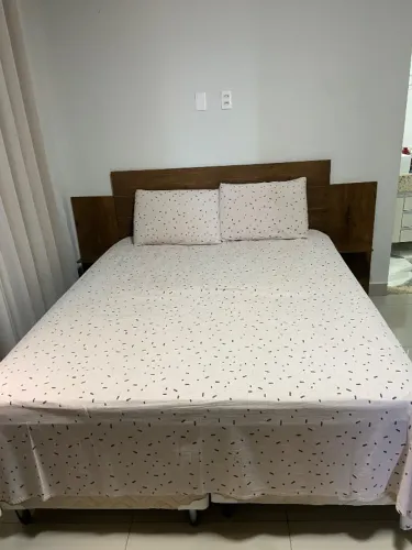 Cama Box Casal + Cabeceira (Brinde) - Excelente Estado