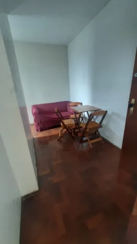 Aluga-se Apto de 1 quarto na 704 norte, Mobiliado.