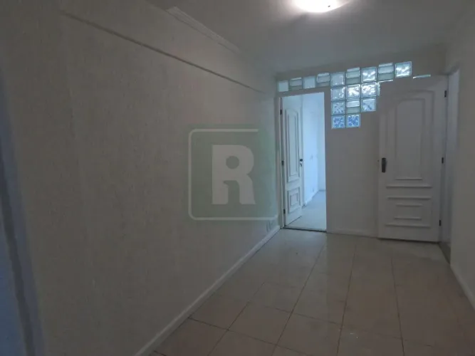 Sala Comercial para Venda em Niterói, São Francisco