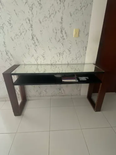 Aparador espelhado