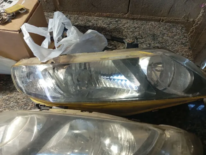 Vendo par de farol New Civic 2007 usado