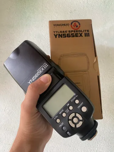 Flash yongnuo speedlight YN565EX III