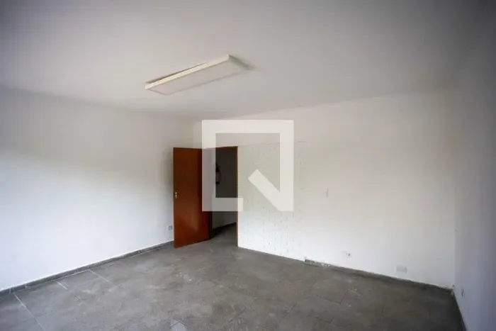 Casa à Venda - Centro, 4 Quartos, 288 m2