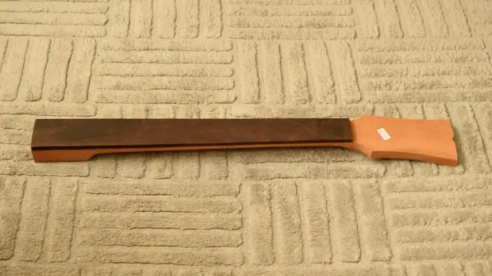 Braço pré cortado para guitarra Les Paul mogno imbuia (B278)