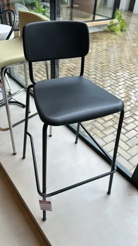 Banqueta Alta Preta Mobili