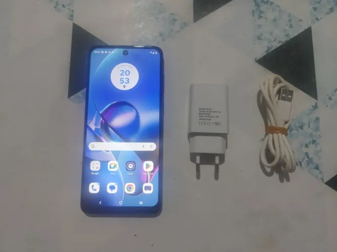 Motorola moto g 54 256 GB 16 GB de ram r$ 550 aceita cartão de crédito com acréscimo