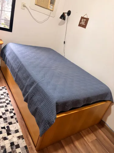 Cama ?Solteirão Americano?