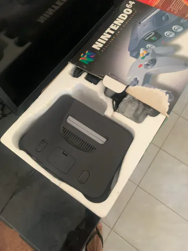 Nintendo 64 completo com caixa
