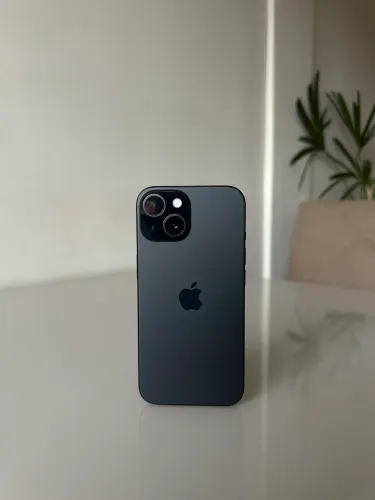 iPhone 15