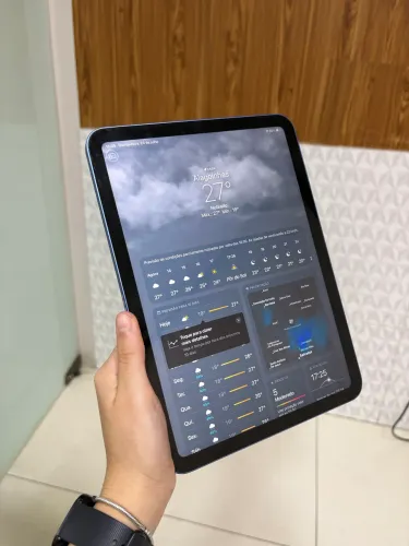 iPad 11 A16