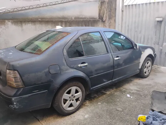 Volkswagen Bora 2.0 8V Comfortline Mec. 2001
