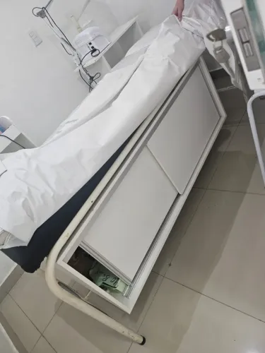 Macas com móvel embaixo