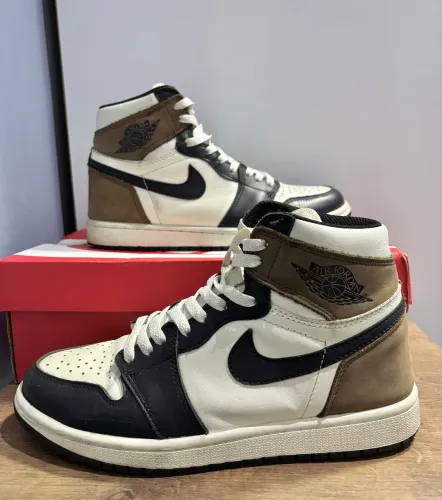 Air Jordan 1 dark mocha