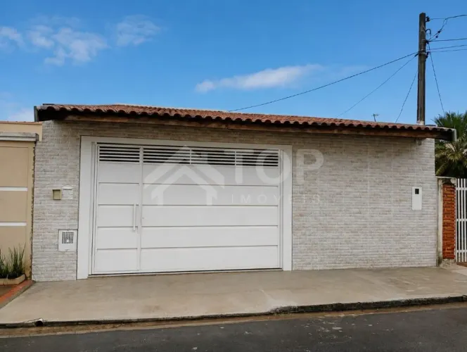 Casa Padrão à Venda no Parque Residencial Maria Stella Faga