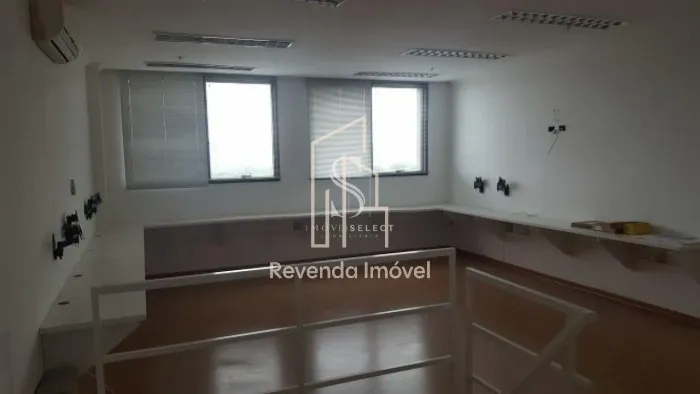 Conjunto Comercial de 100m² com Copa, 2 vagas no Empresarial Bachianas - Alto de Pinheiros