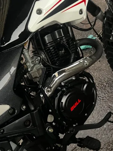Moto bull 180 ótima para trabalho