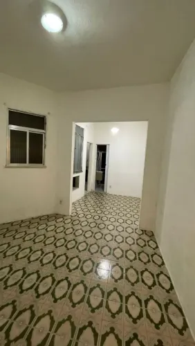 Kitinet em Madureira - Quarto e Sala