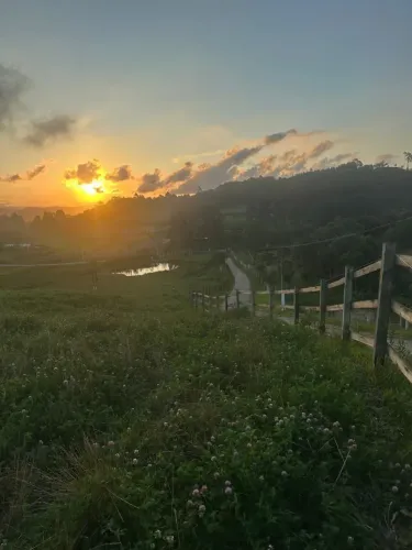 Vendo sítio em rancho queimado/sc    Localidade morro chato    3,3 Hectares