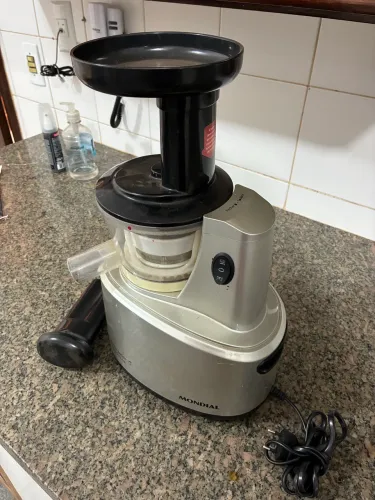Centrifuga Slow Juicer