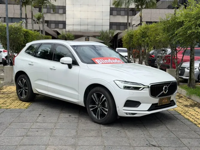 Volvo XC 90 2.5t 210cv AWD 5P 2018