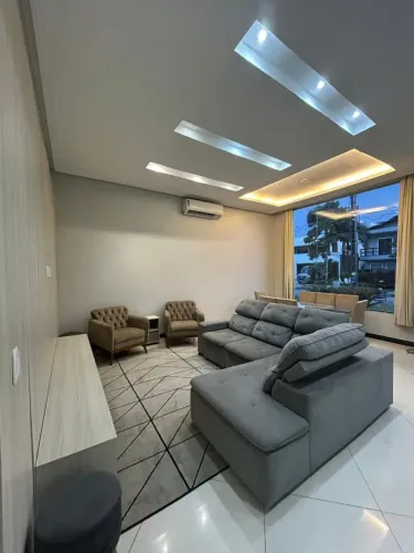 Alugo casa semi mobiliada no Condomínio Montenegro Boulevard - localizada na Rod. Augusto